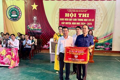 THAM DỰ HỘI THI GIÁO VIÊN DẠY GIỎI CẤP HUYỆN NĂM HỌC 2024 – 2025
